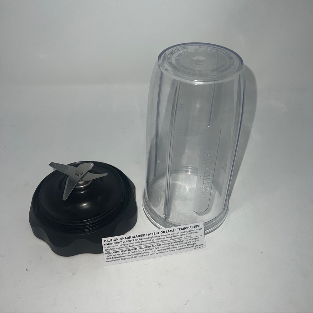 NutriBullet 32 oz Blender Cup & Lid Extractor Blade Genuine OEM Clear Drink - Picture 3 of 8